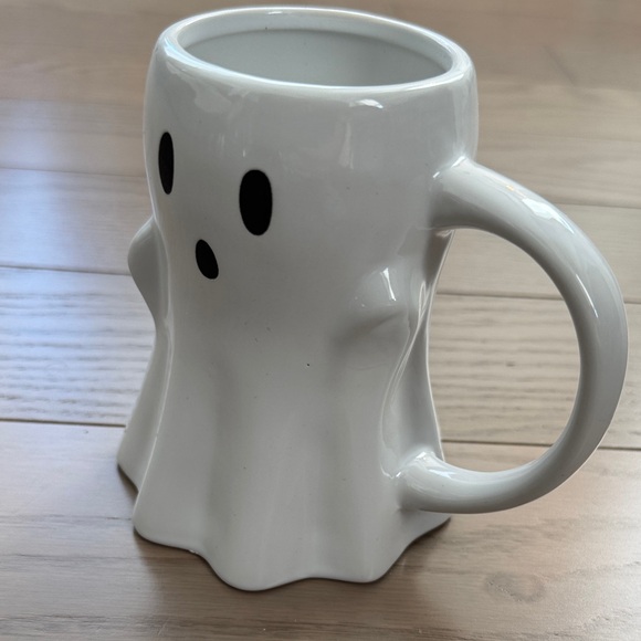 White Ghost Stoneware Mug - Picture 12 of 12